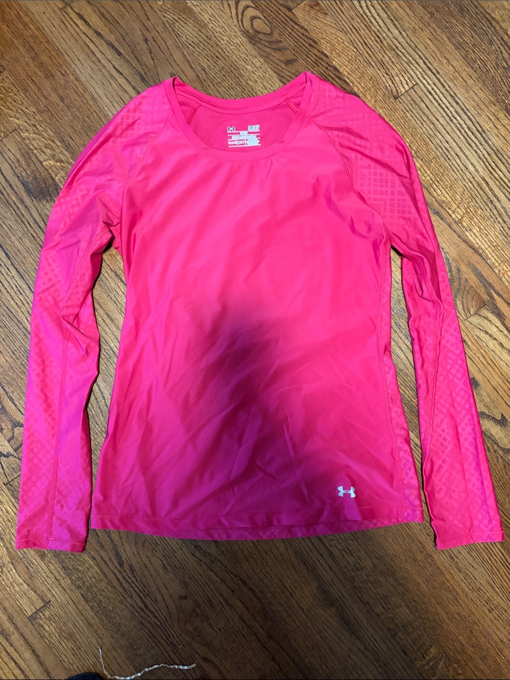 Under Armour Women’s Bright Pink Long Sleeve Performance Top